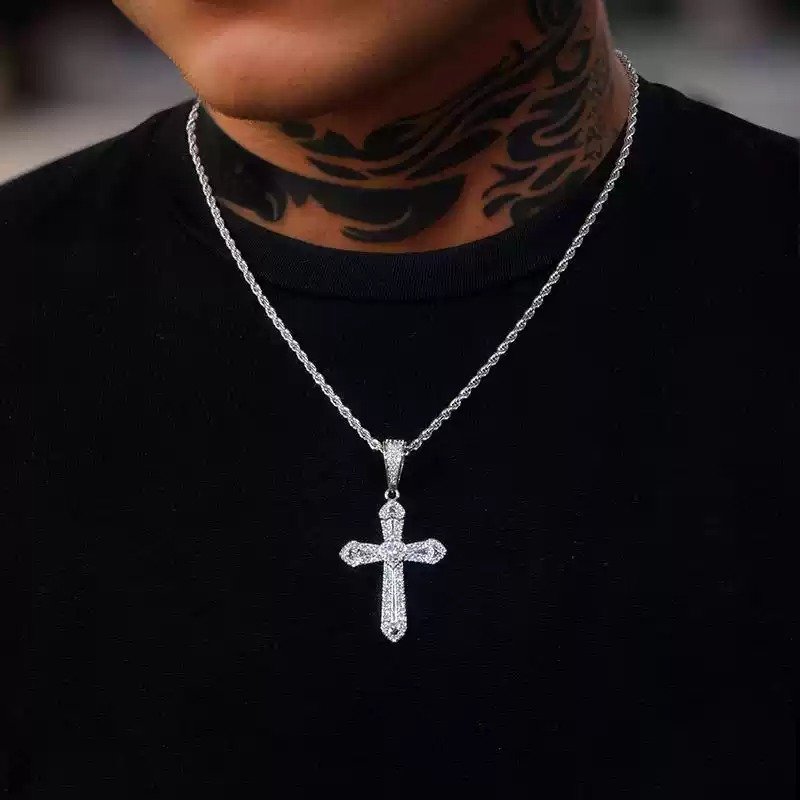 Iced Gothic Cross Rope Chain in White Gold | forgeurban